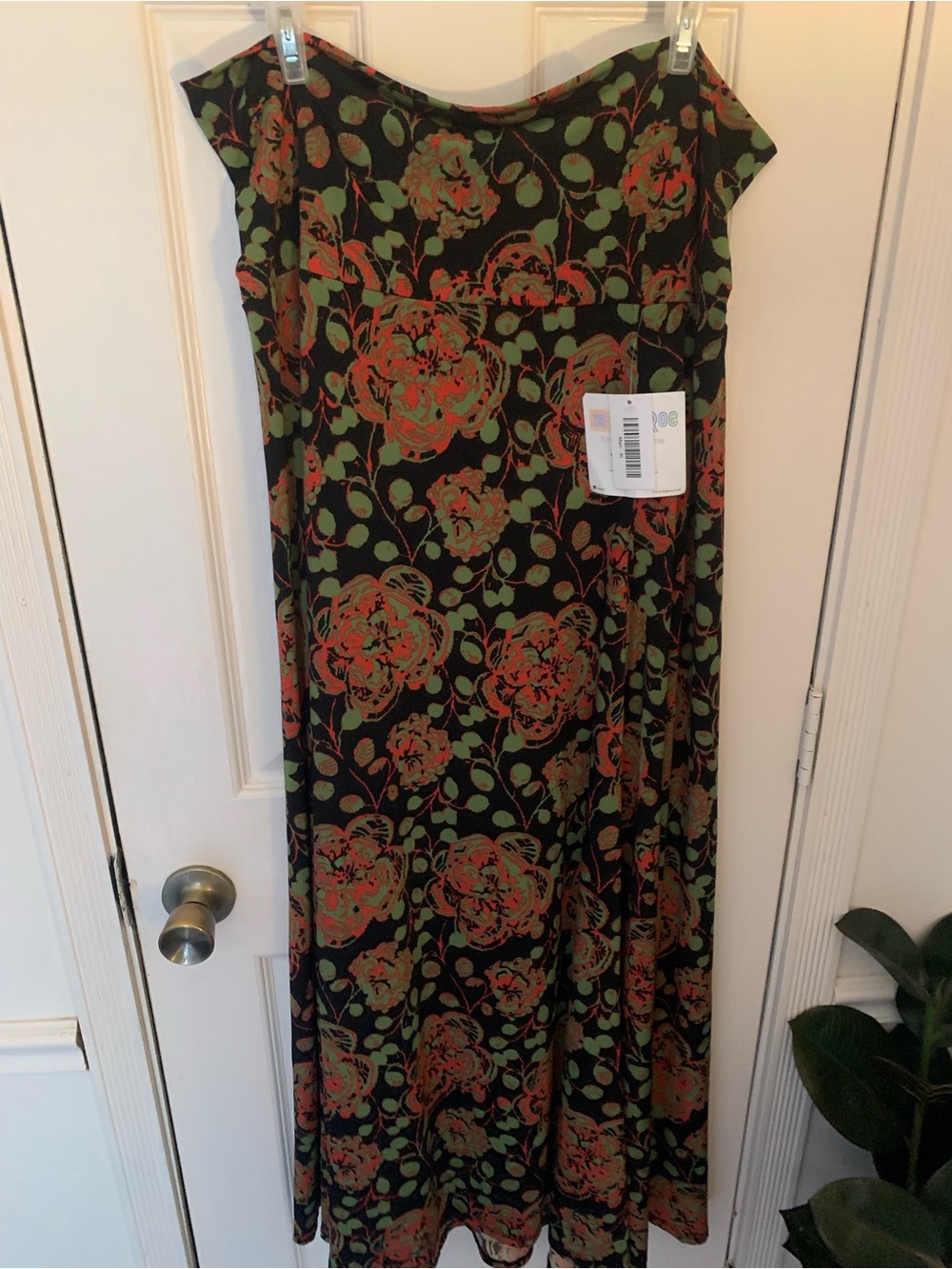 Women’s LulaRoe Maxi Skirt Floral Print Size XL